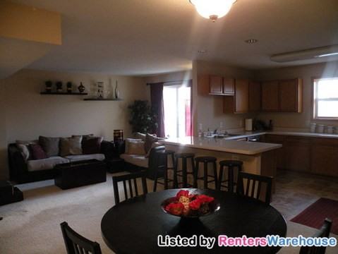 5722 4th St NE - Photo 2 of 12
