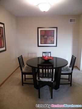 5722 4th St NE - Photo 3 of 12