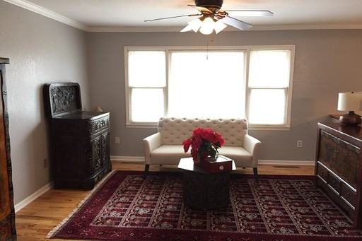 1505 Lilac Ln - Photo 2 of 21