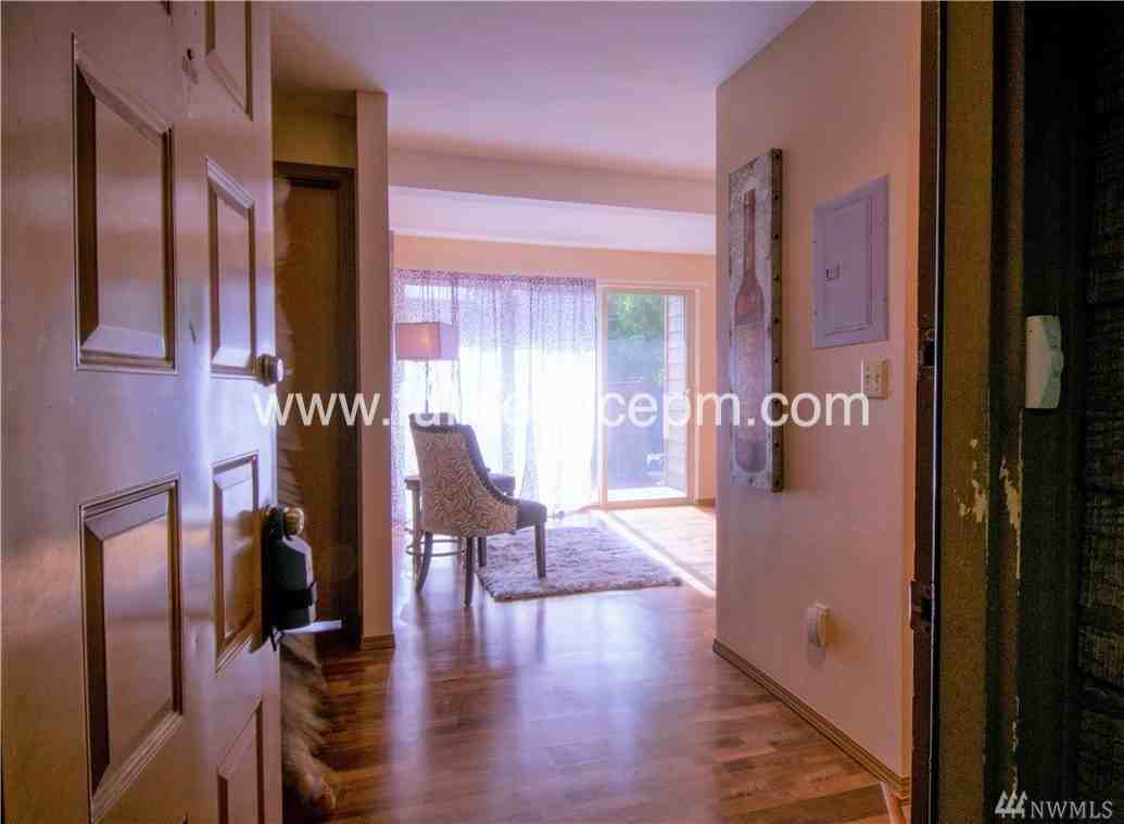 12600 57th Ave S - Photo 6 of 23