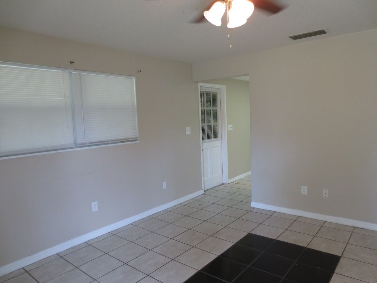 4720 W Leila Ave - Photo 3 of 9
