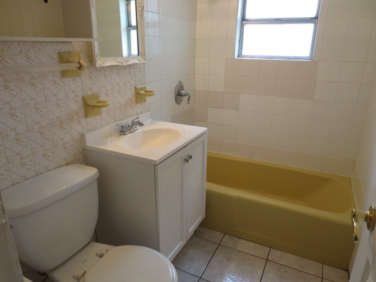 4720 W Leila Ave - Photo 5 of 9