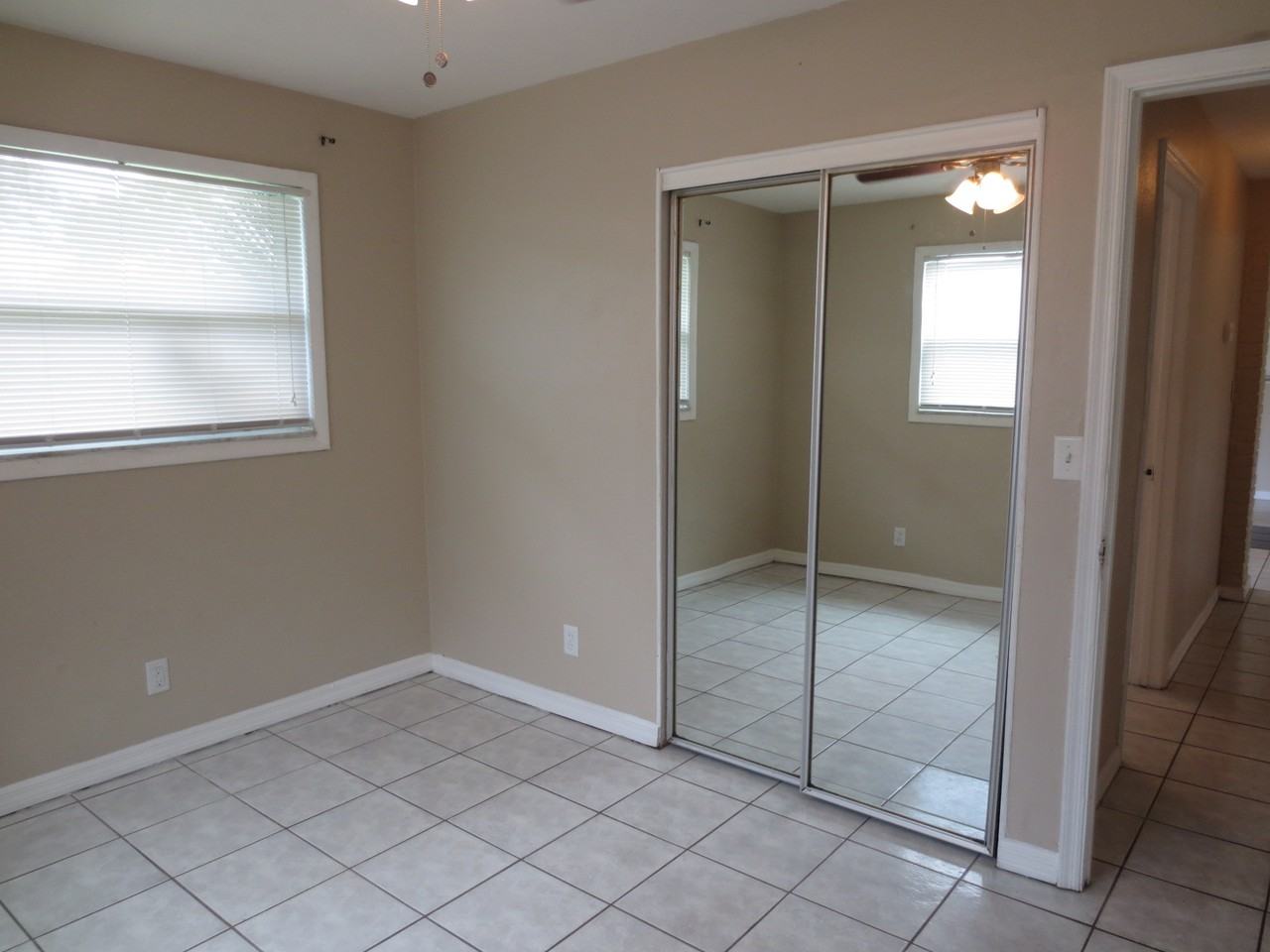 4720 W Leila Ave - Photo 7 of 9