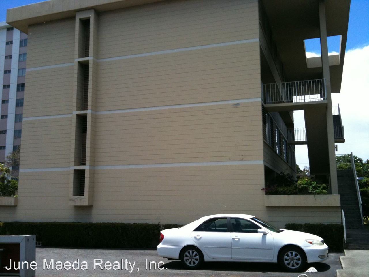 1822 Punahou St. - Photo 3 of 9