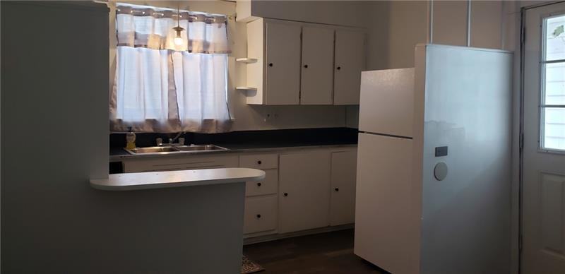 629 1/2 Walnut St Rear - Photo 2 of 20