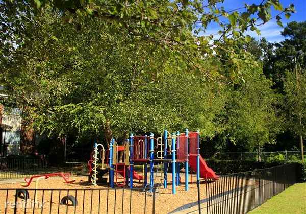 Moores Mill Village - Photo 2 of 7