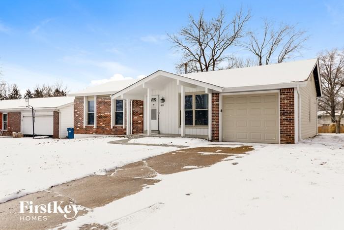 411 Cardiff Ln - Photo 2 of 15