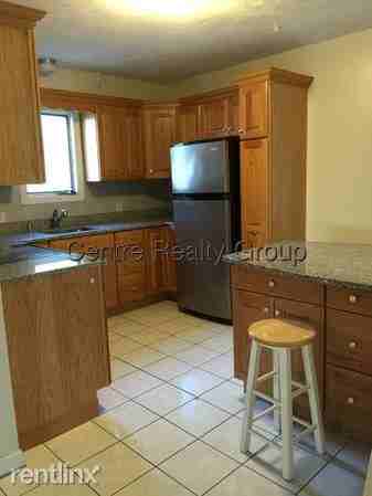 37 Snow St - Photo 2 of 10