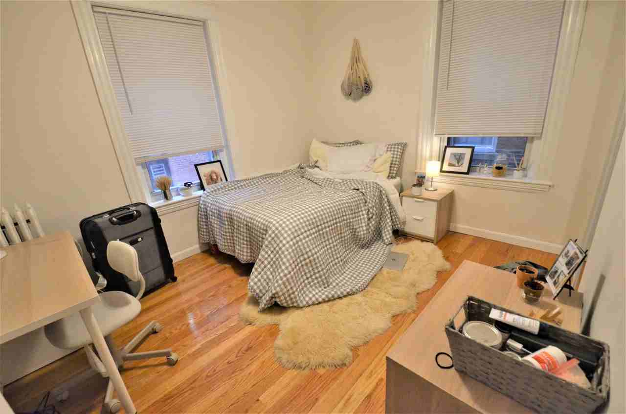 symphony - Photo 3 of 7