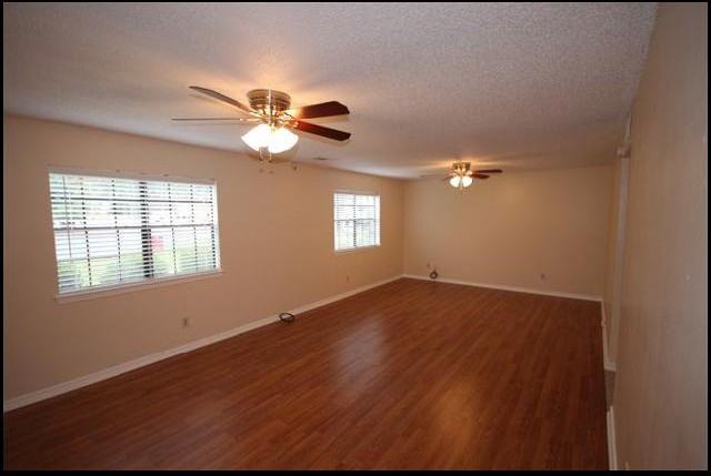 10701 Facts Ct - Photo 2 of 10