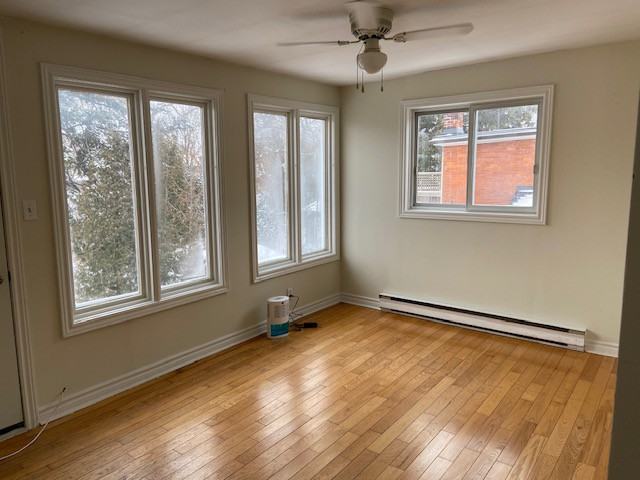 325 High Park Avenue - Photo 3 of 12