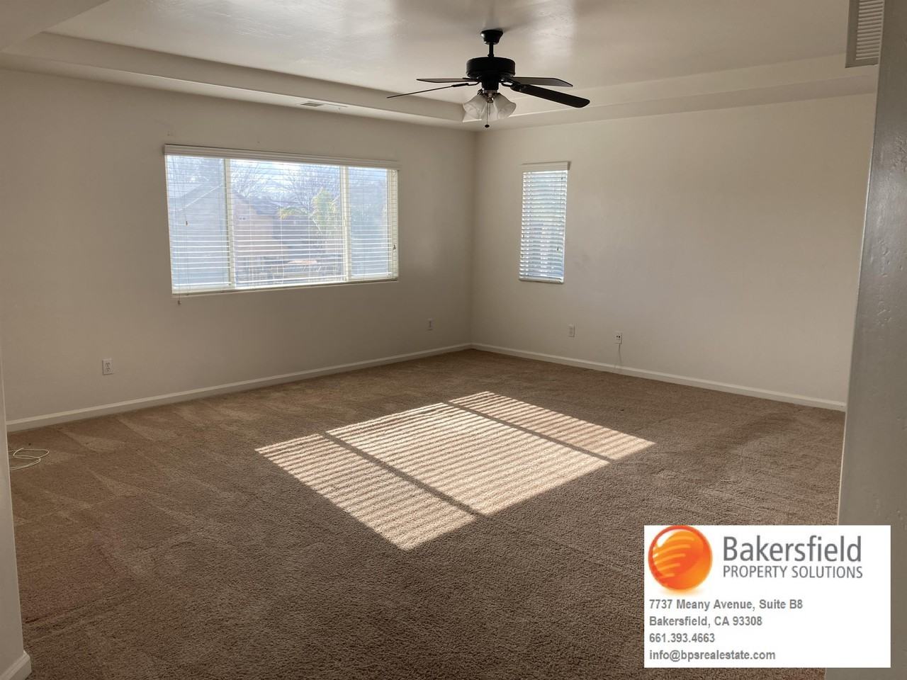 10719 San Acacio St #1 - Photo 3 of 6