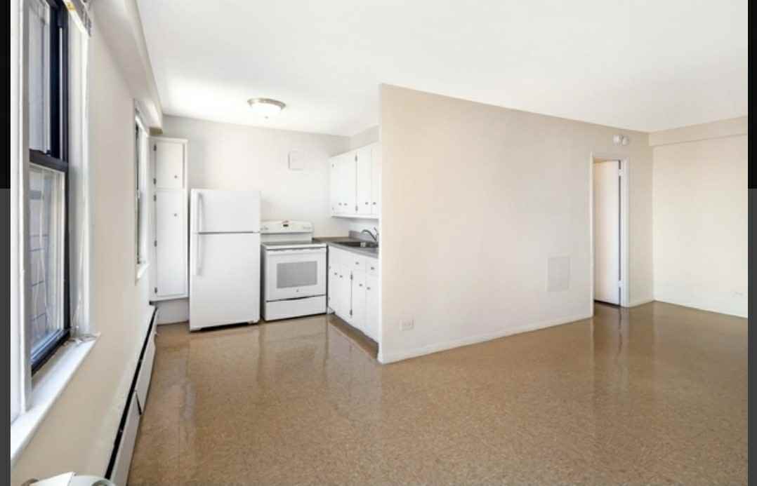 59-15 Junction Boulevard - Photo 2 of 3