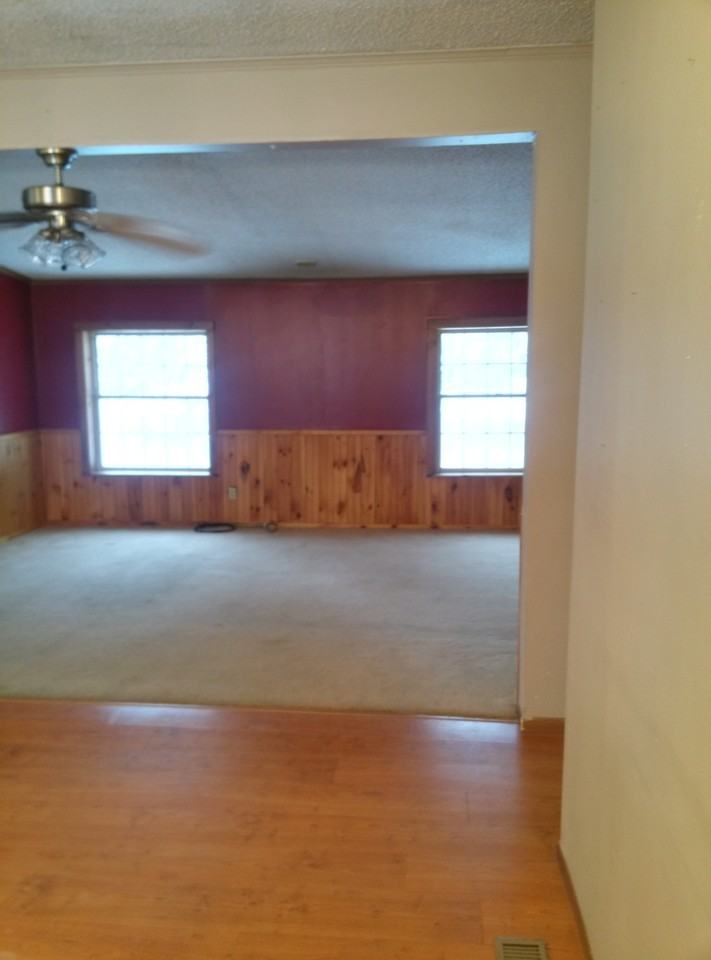 460 S Clinton St - Photo 2 of 14