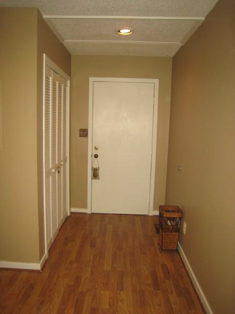 1204 Harbourside Dr - Photo 2 of 20