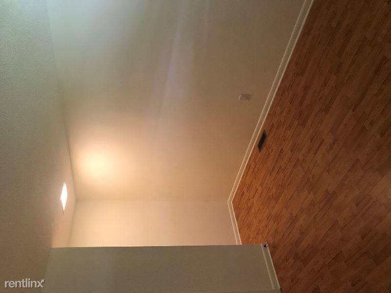 1435 Trinity Rd - Photo 2 of 7