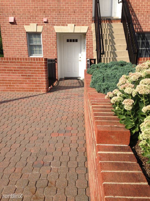 6908 6908 Fairfax Dr 212 - Photo 3 of 44