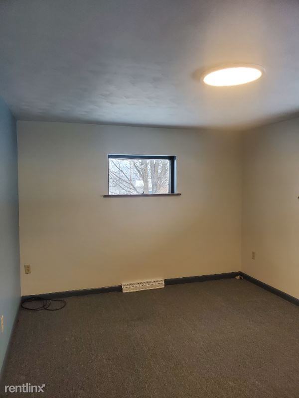 3371 3371 Colonial Dr 3 - Photo 3 of 16