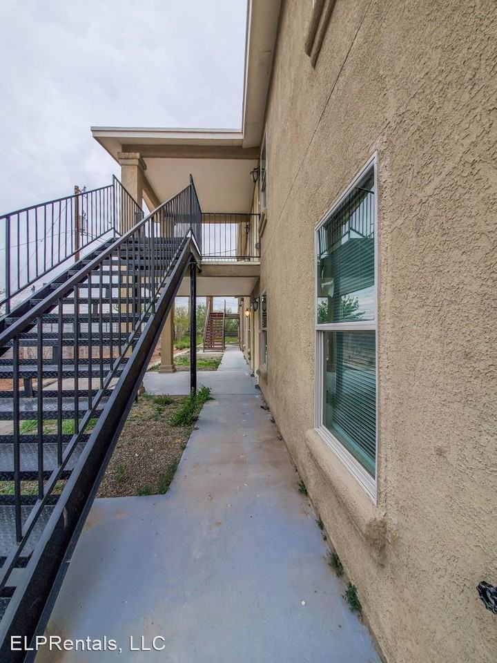 545 East Rd. - Photo 2 of 14