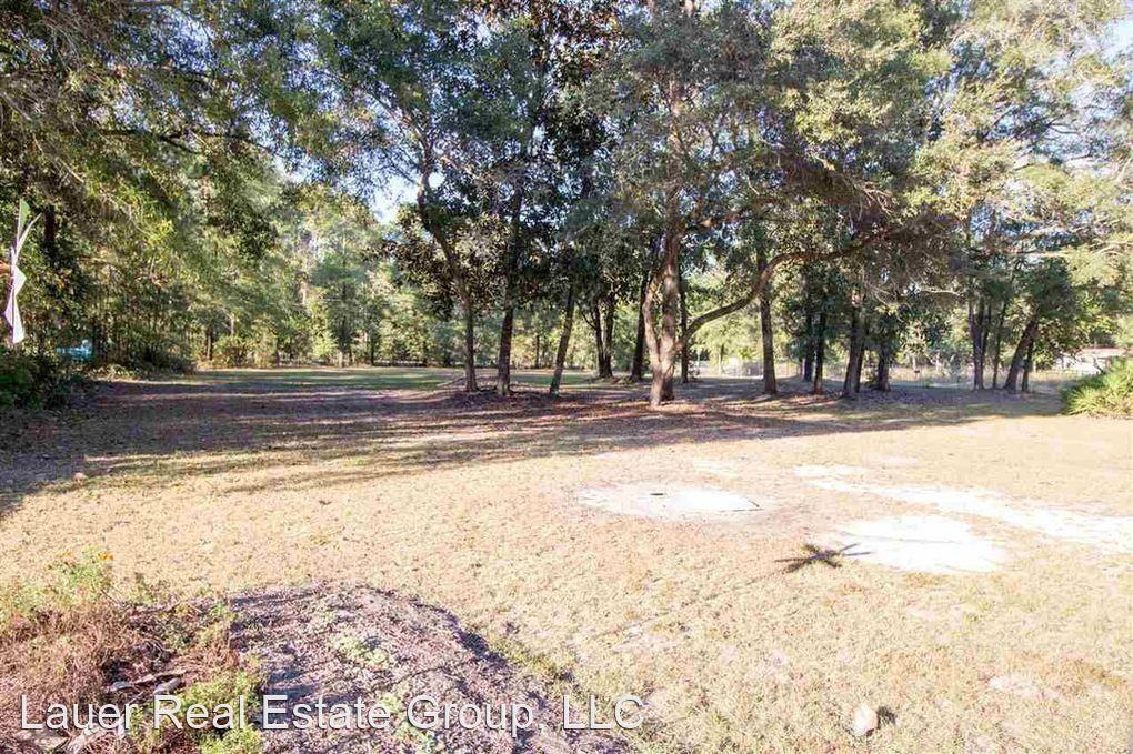 708 Sir Richard Rd - Photo 3 of 7