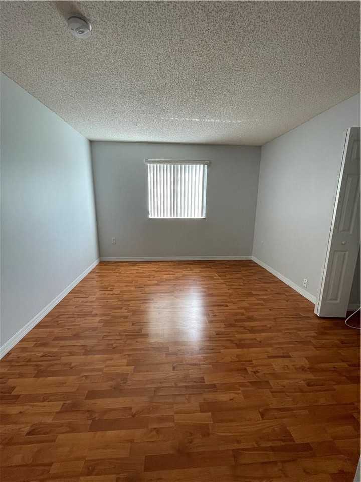 10131 Southwest 18th Street - Photo 2 of 17