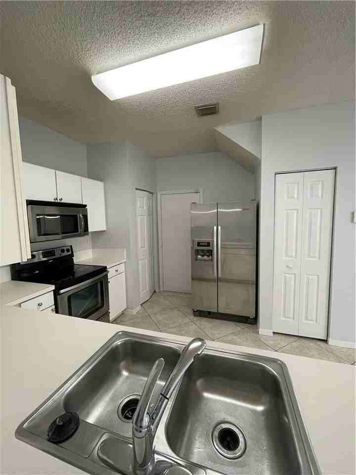 10131 Southwest 18th Street - Photo 3 of 17