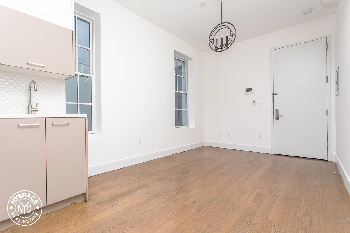 531 Knickerbocker Ave #D4