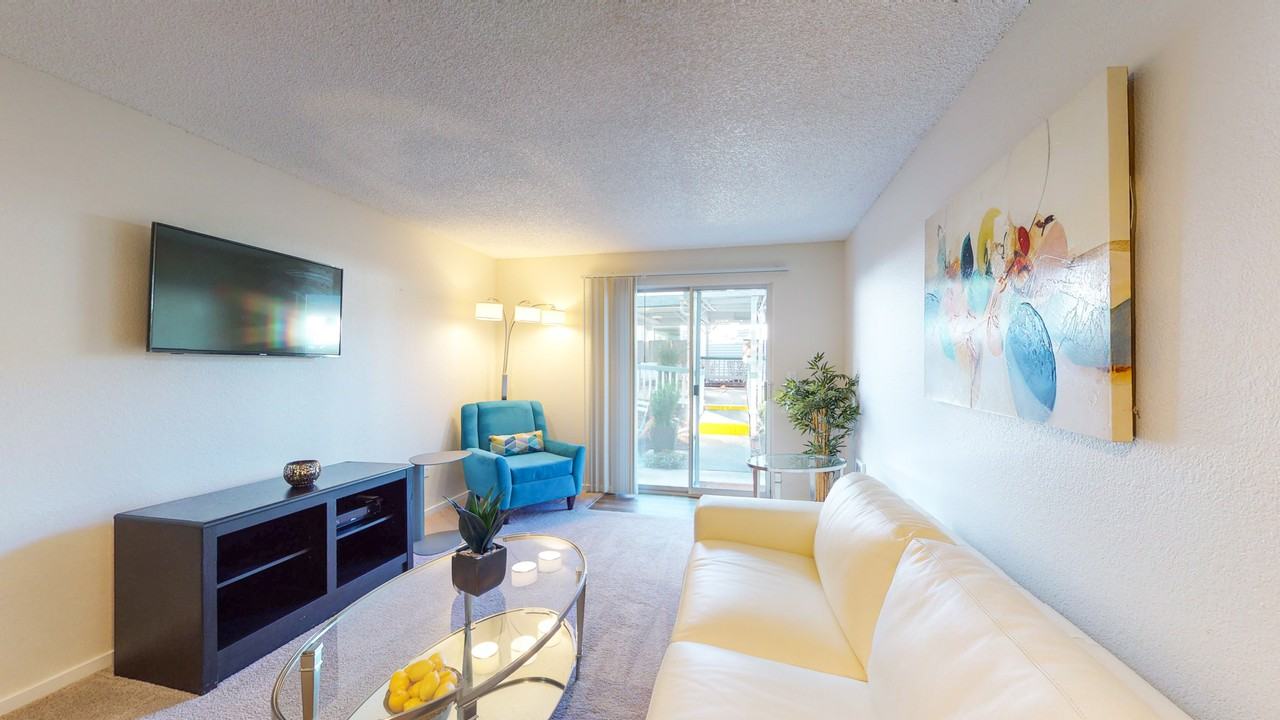 Park 212 Apartment Homes - Photo 4 of 32