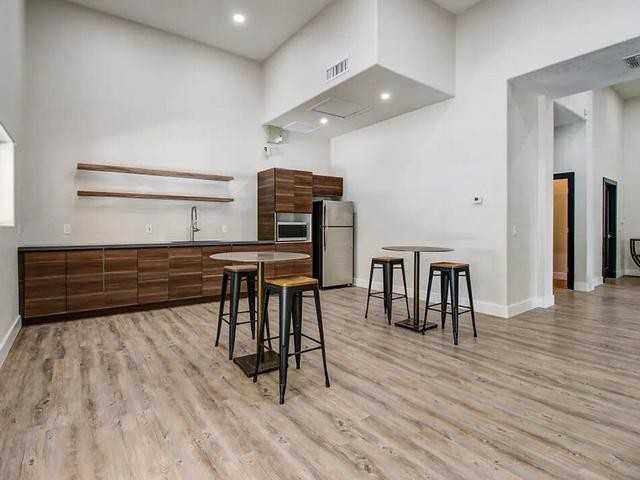 520 N Mesa Dr - Photo 4 of 32