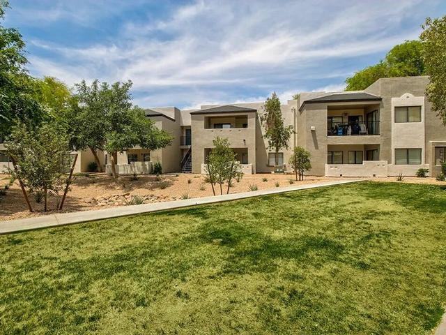 520 N Mesa Dr - Photo 3 of 32