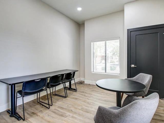 520 N Mesa Dr - Photo 5 of 32