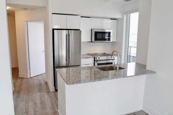 20 Shore Breeze Drive #904