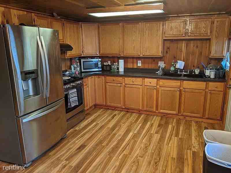 21021 Juno Ave N - Photo 3 of 8