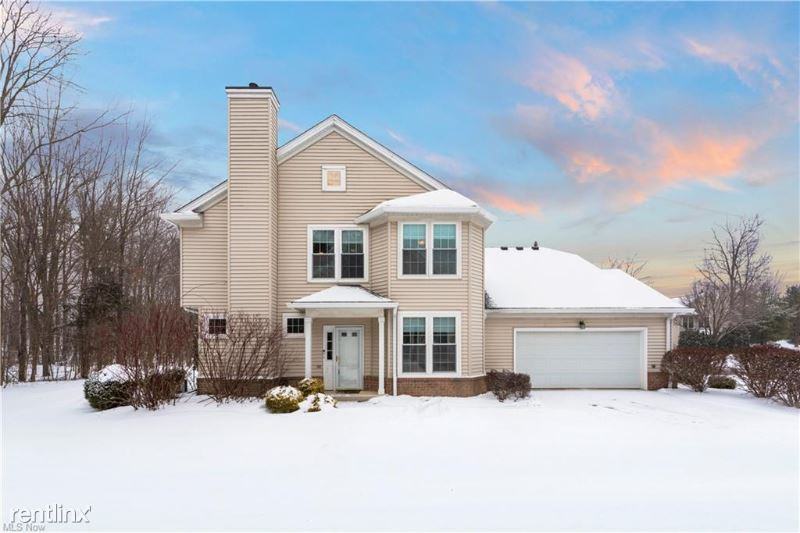 2672 Wyndgate Ct