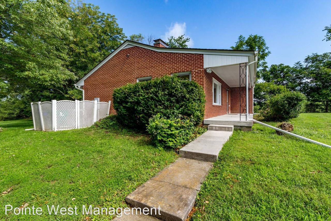 1101 Old Mill Rd - Photo 3 of 25