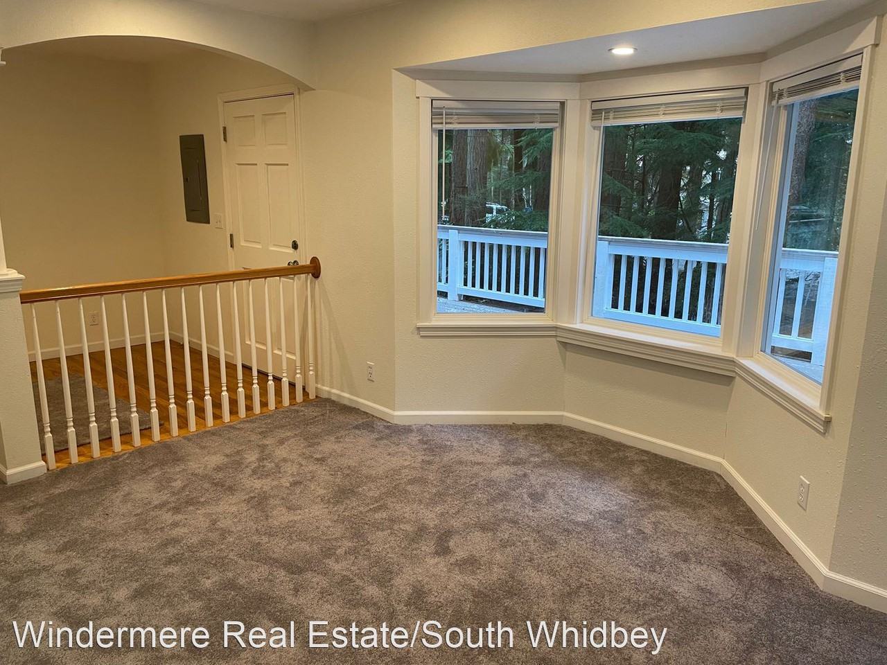 3975 Violet St - Photo 3 of 17