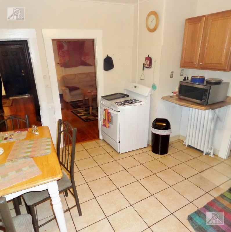 209-225 Freeman St 1 - Photo 2 of 12