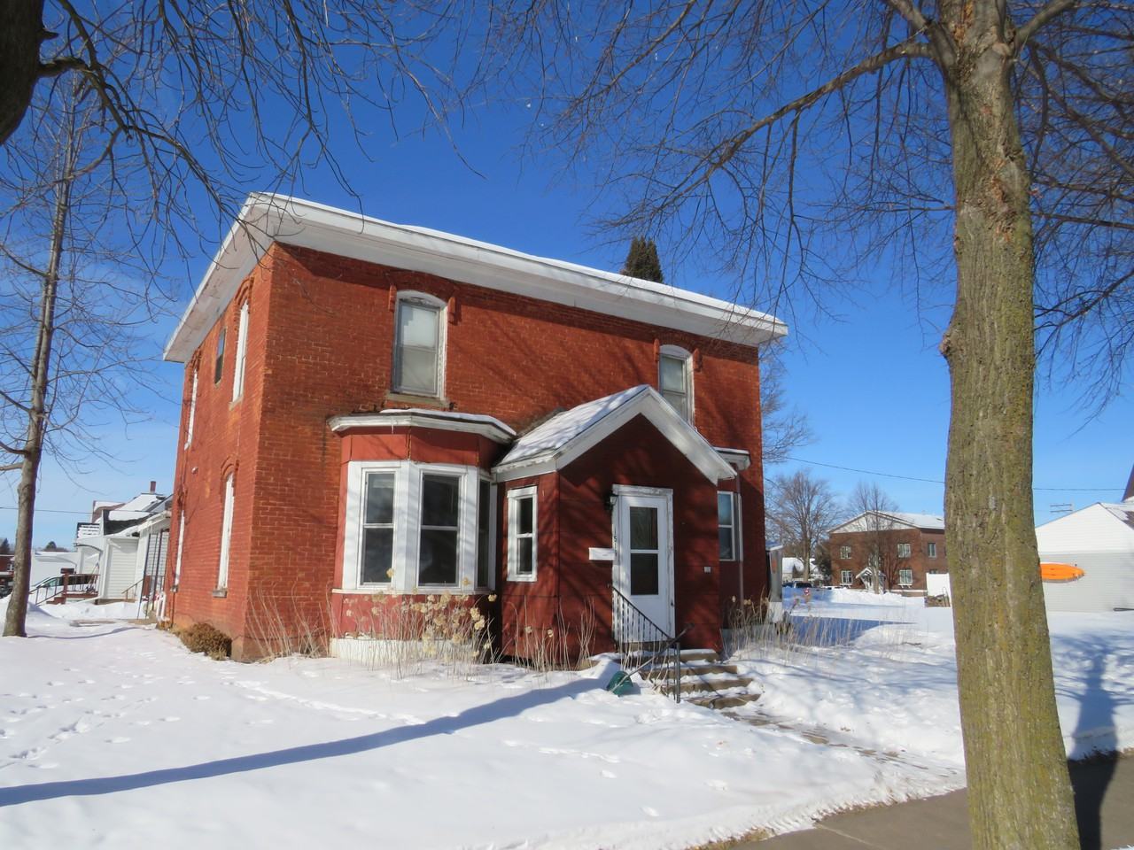 1515 Kranzfelder St - Photo 2 of 16