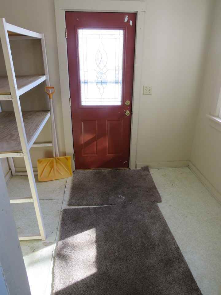 1515 Kranzfelder St - Photo 3 of 16