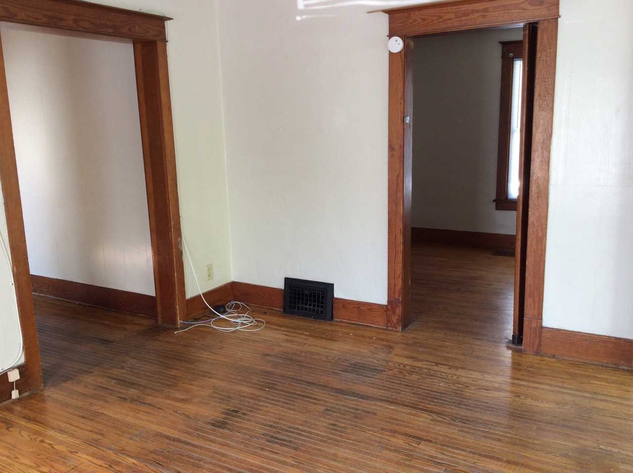 1409 N 14th St - Photo 2 of 8