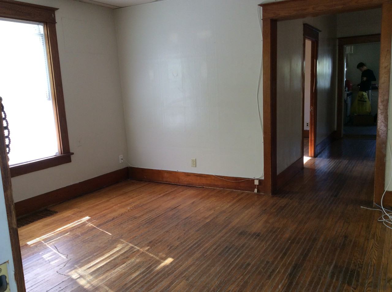 1409 N 14th St - Photo 3 of 8