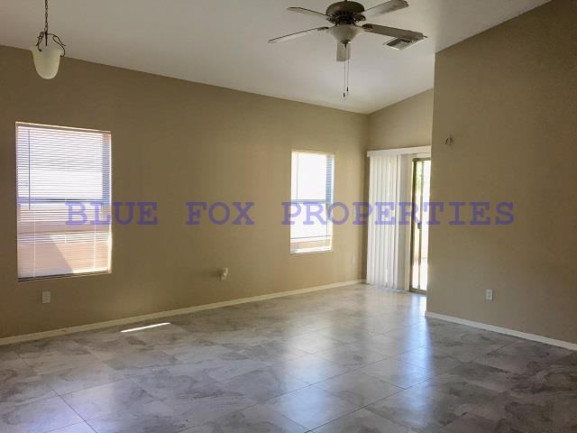 5233 N Crowley Ln - Photo 2 of 12