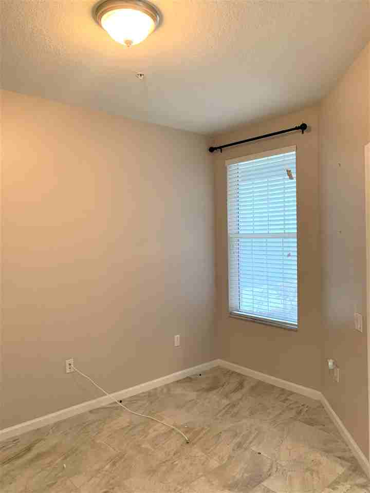 10222 River Palencia Ct - Photo 4 of 35