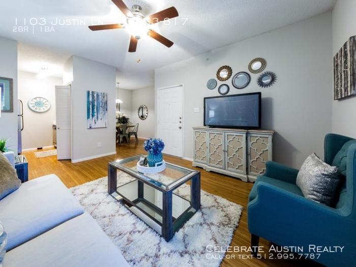 1103 Justin Ln