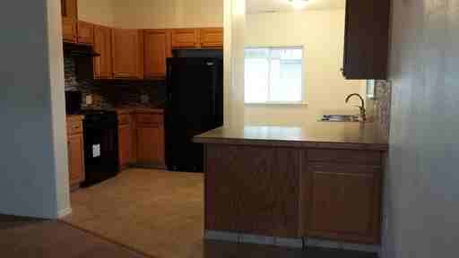 938 Cornutt St - Photo 3 of 15