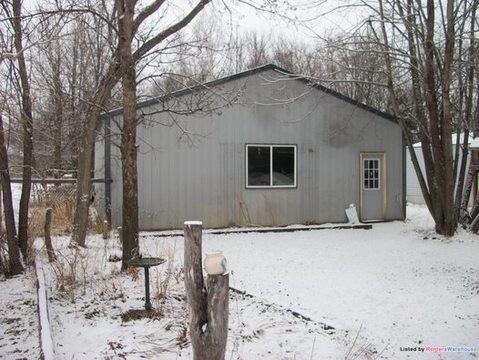 8805 70th Ave - Photo 2 of 10