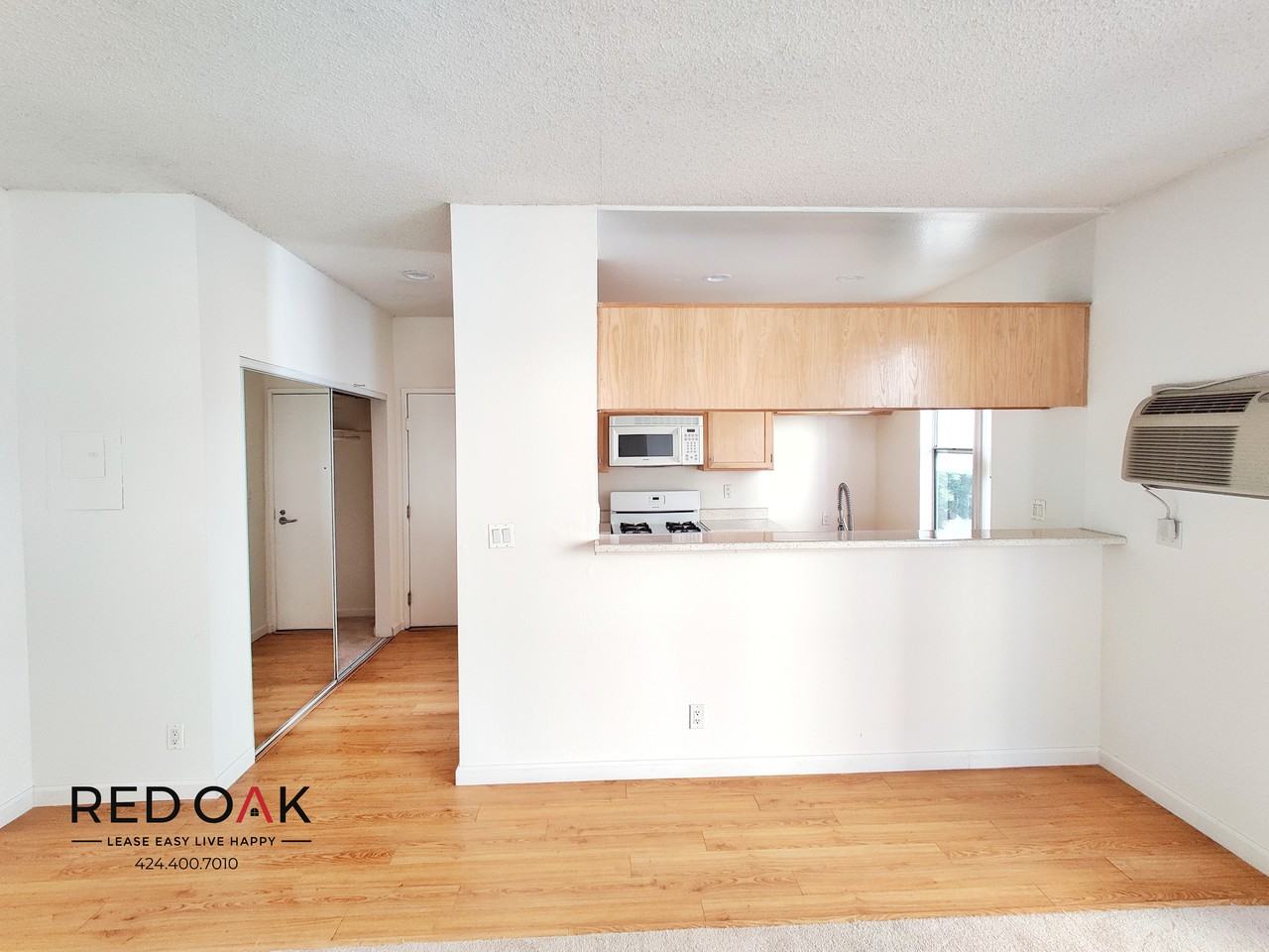 11225 Morrison St #218