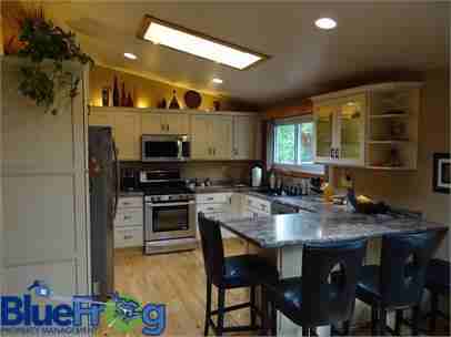 318 Sheldon Court - Photo 3 of 22