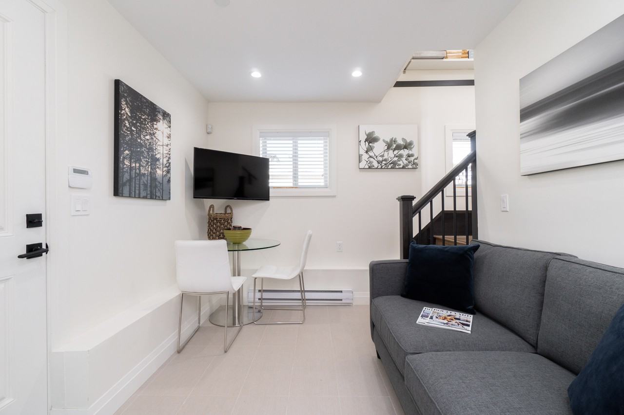 Laneway House, 2 Bed, 1 Bath - Photo 2 of 7
