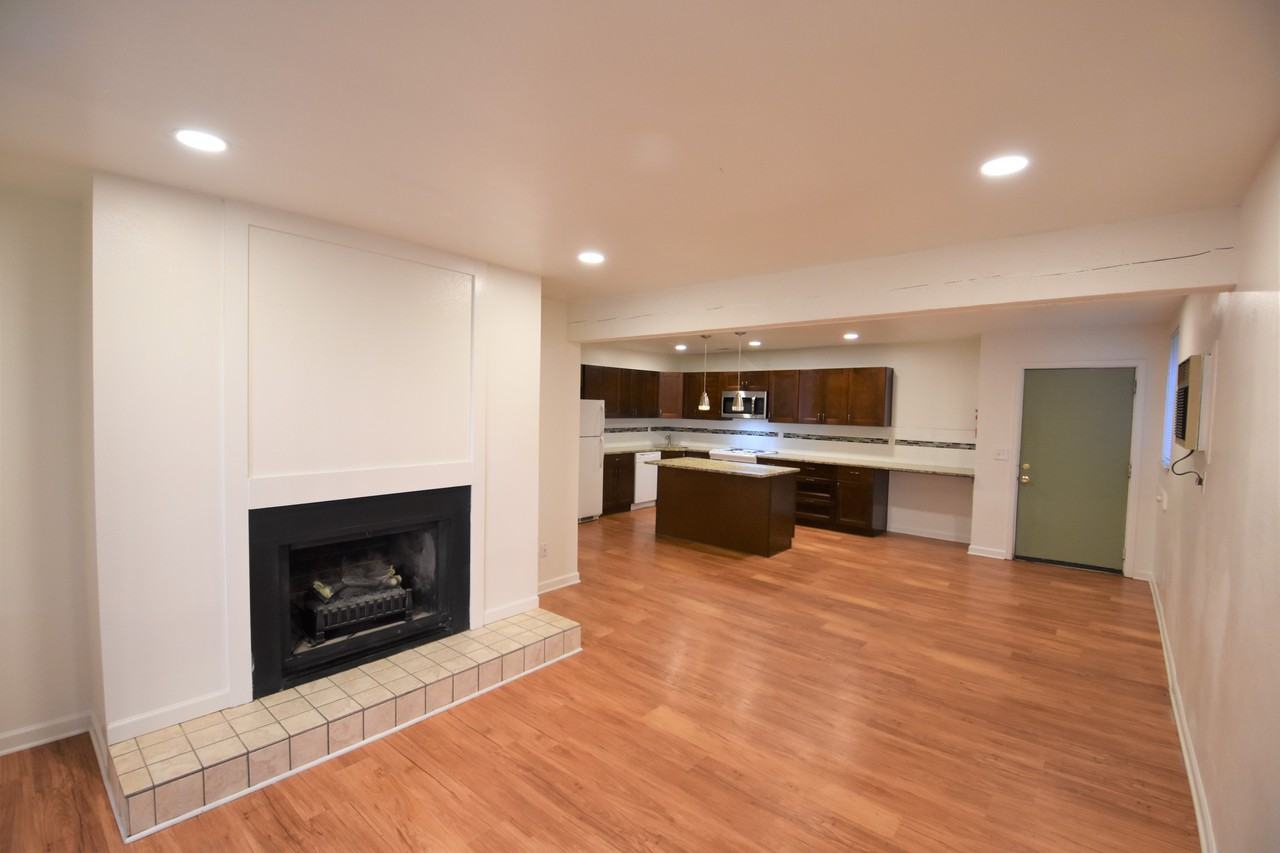 Gregory Creek Apartments - Photo 3 of 11